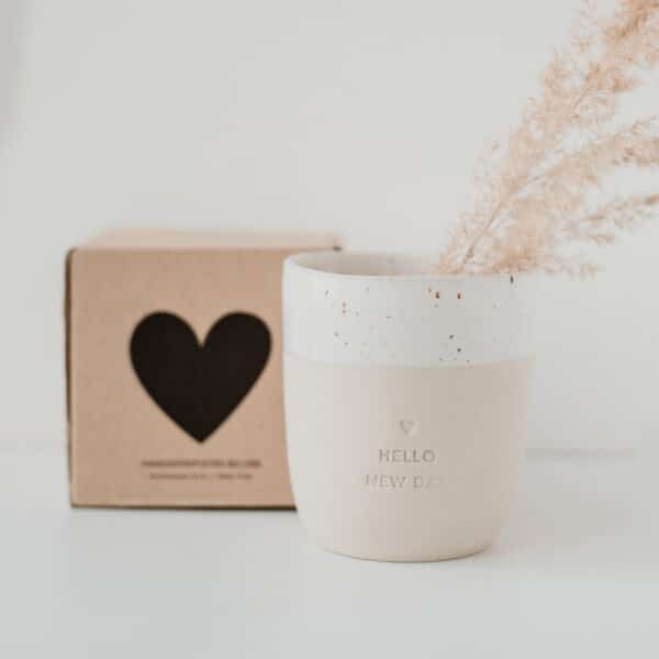 Eulenschnitt Steingut Becher Hello New Day